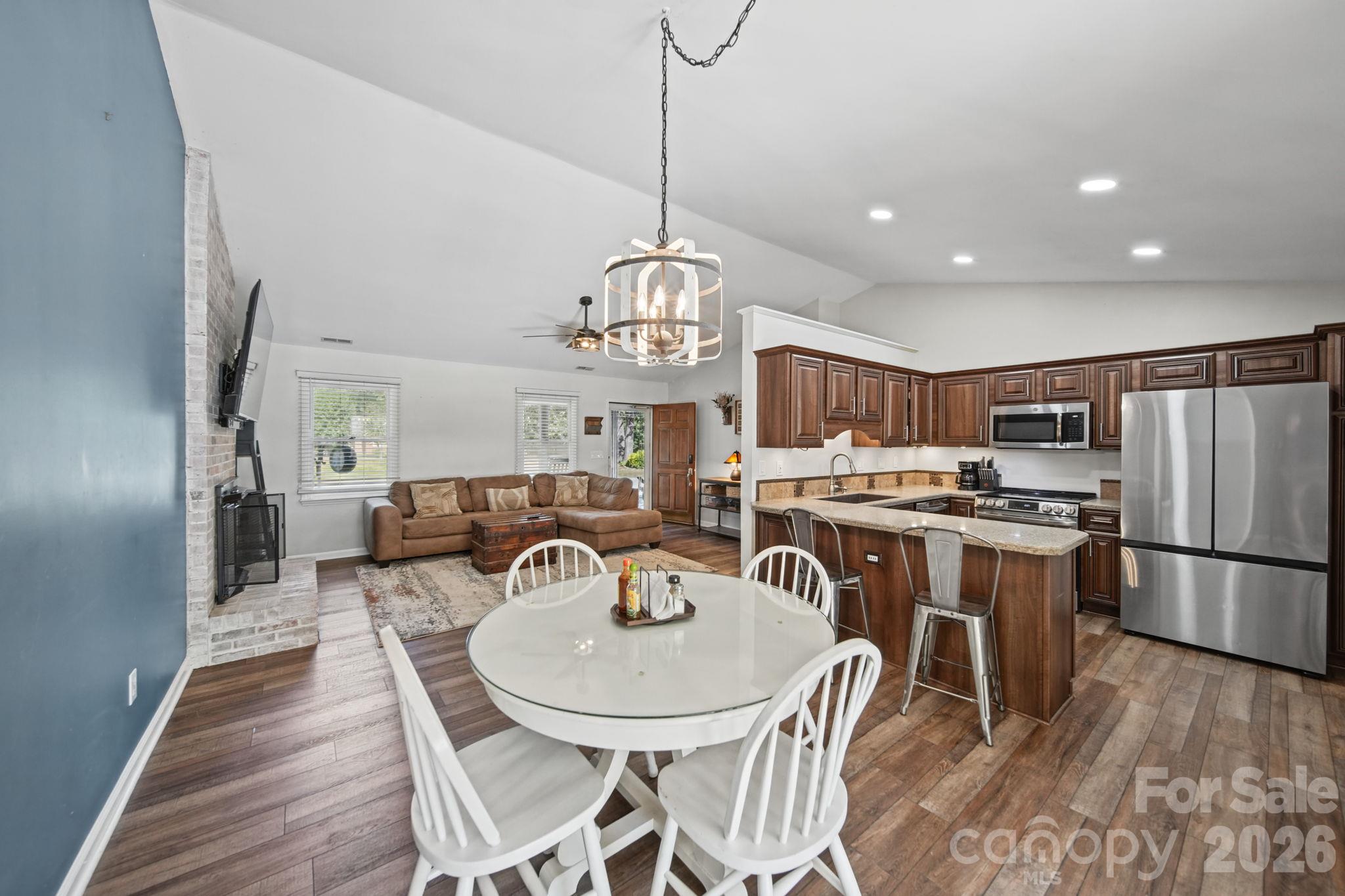 4708 Asbury Road Unit: 16