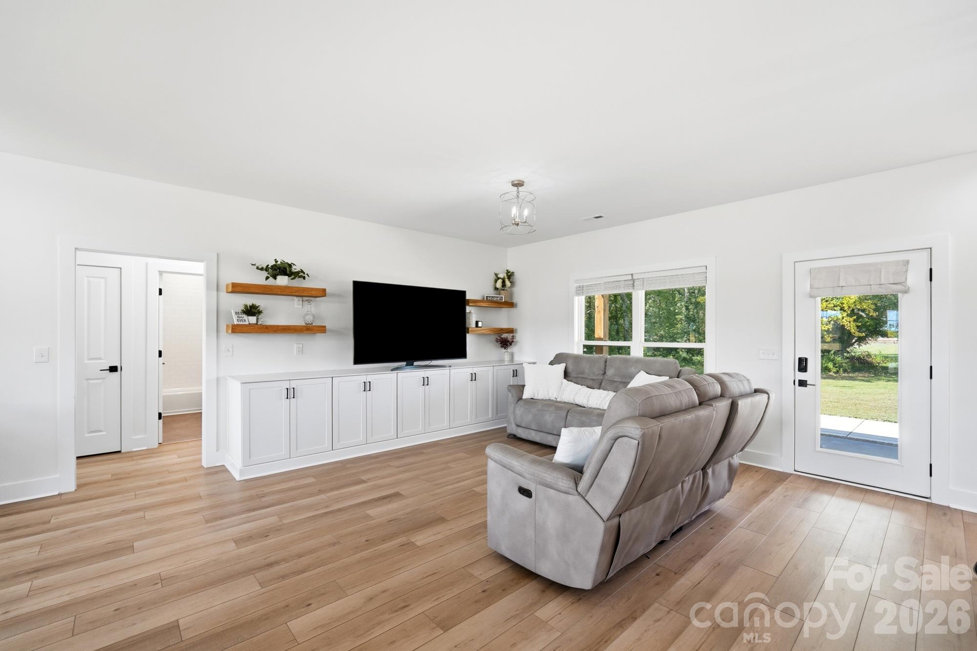 7827 Haigler Gin Road Unit: 3