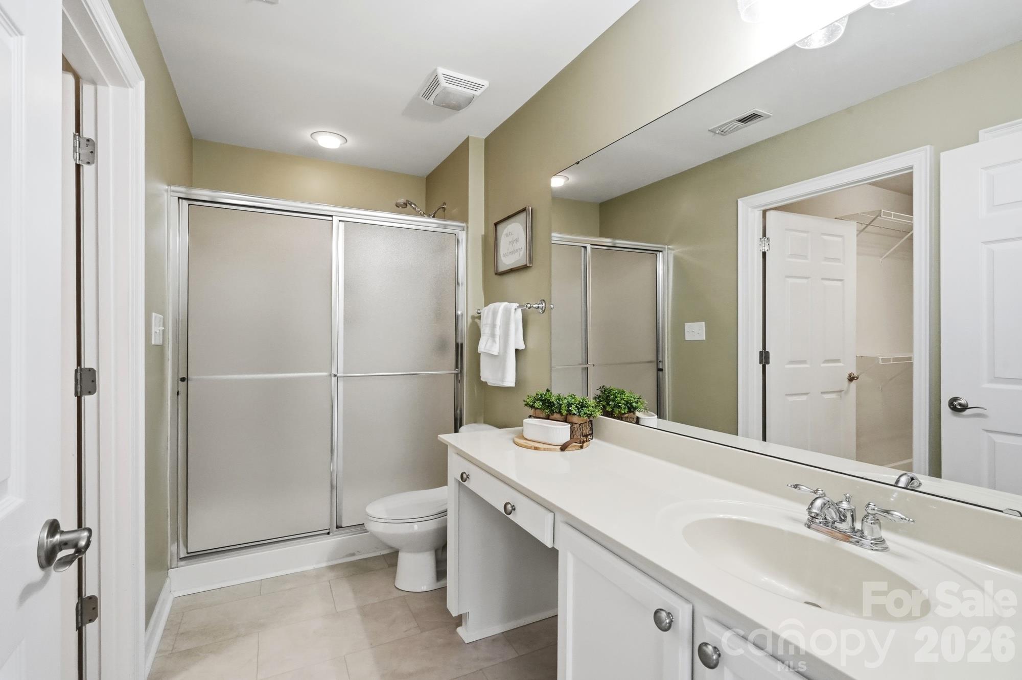 5518 Prosperity View Drive