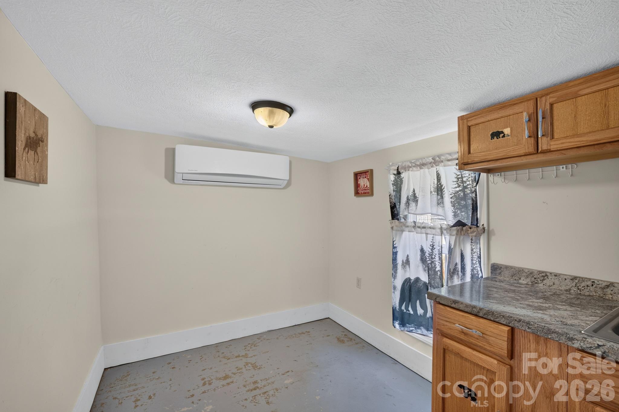 2805 H T Road