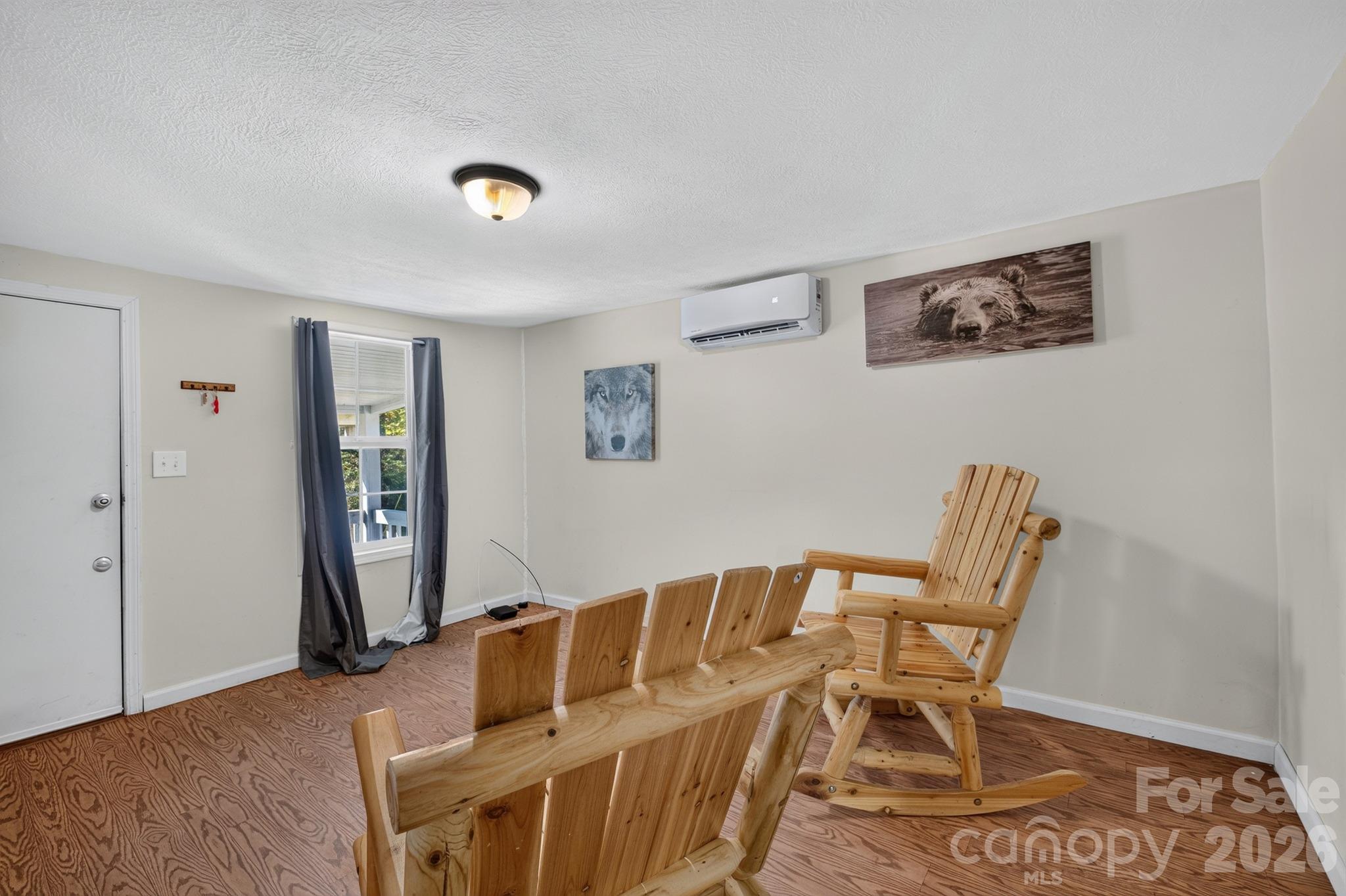 2805 H T Road