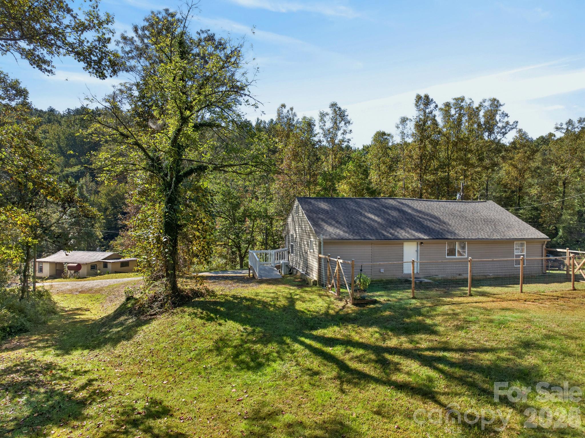2805 H T Road