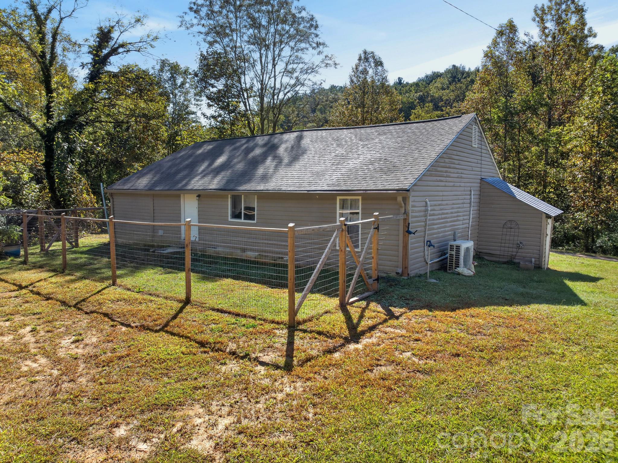 2805 H T Road