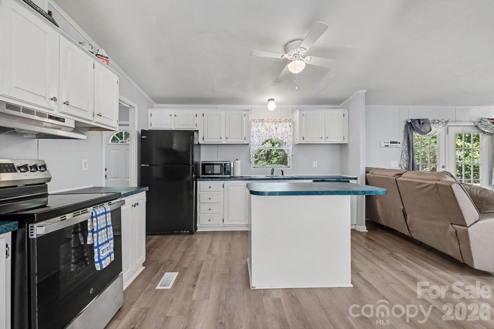 4833 Maralane Trail Unit: 8