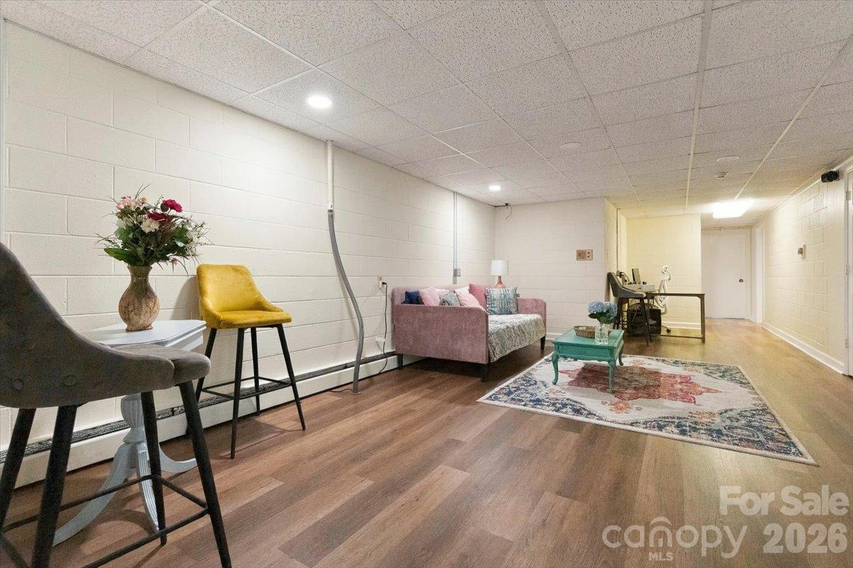 2086 Old Mountain Road