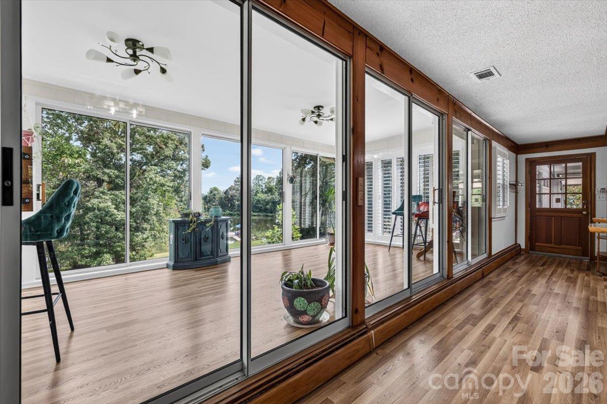 2086 Old Mountain Road