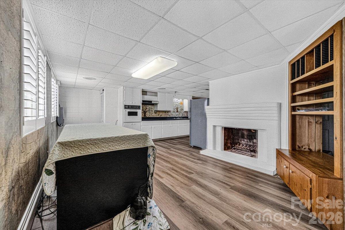 2086 Old Mountain Road