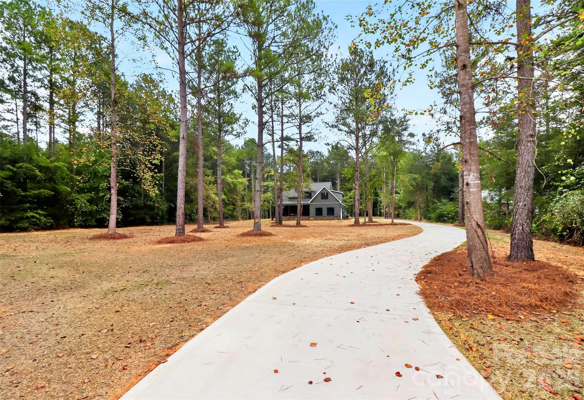 1001 Croatoan Drive