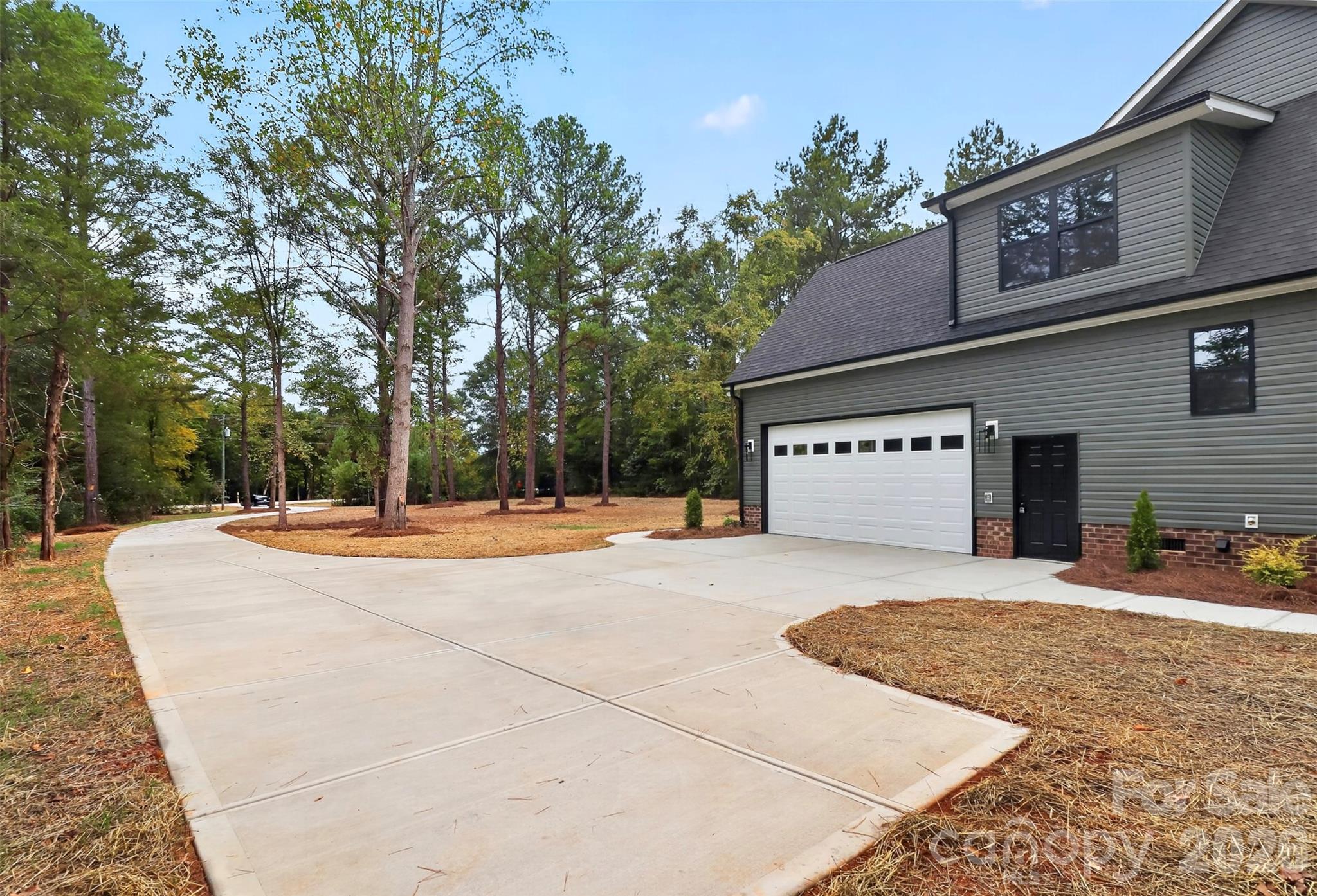 1001 Croatoan Drive