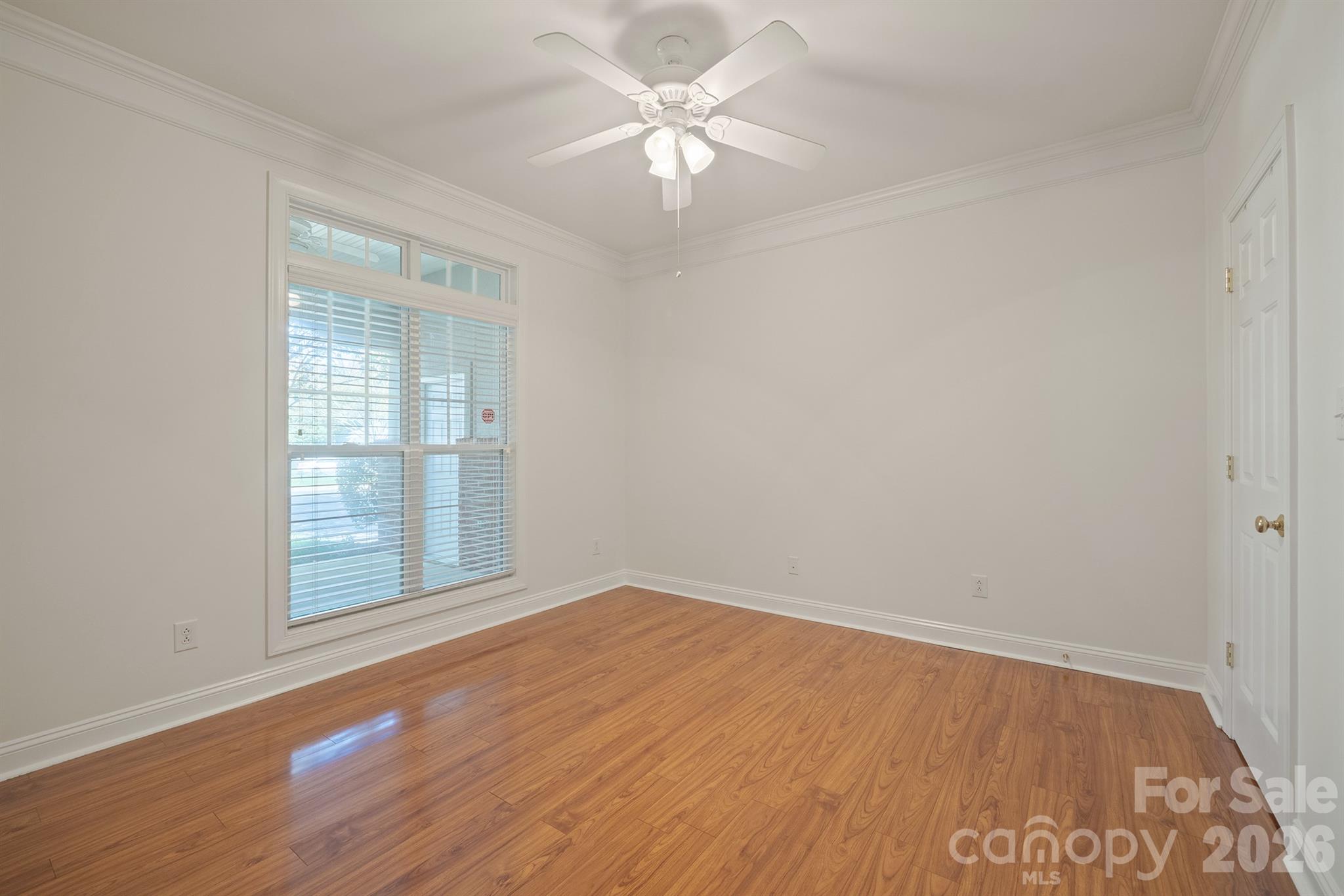 8845 Legacy Lake Lane
