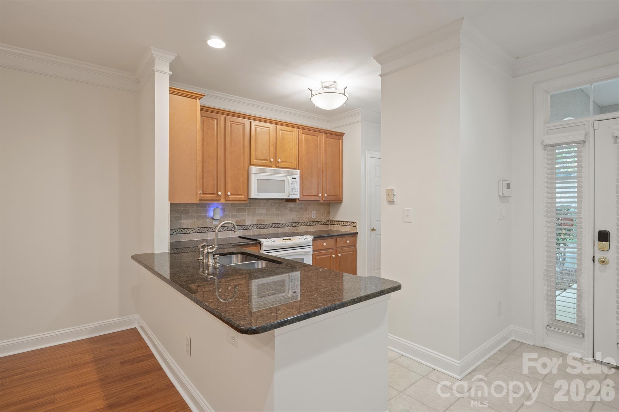 8845 Legacy Lake Lane
