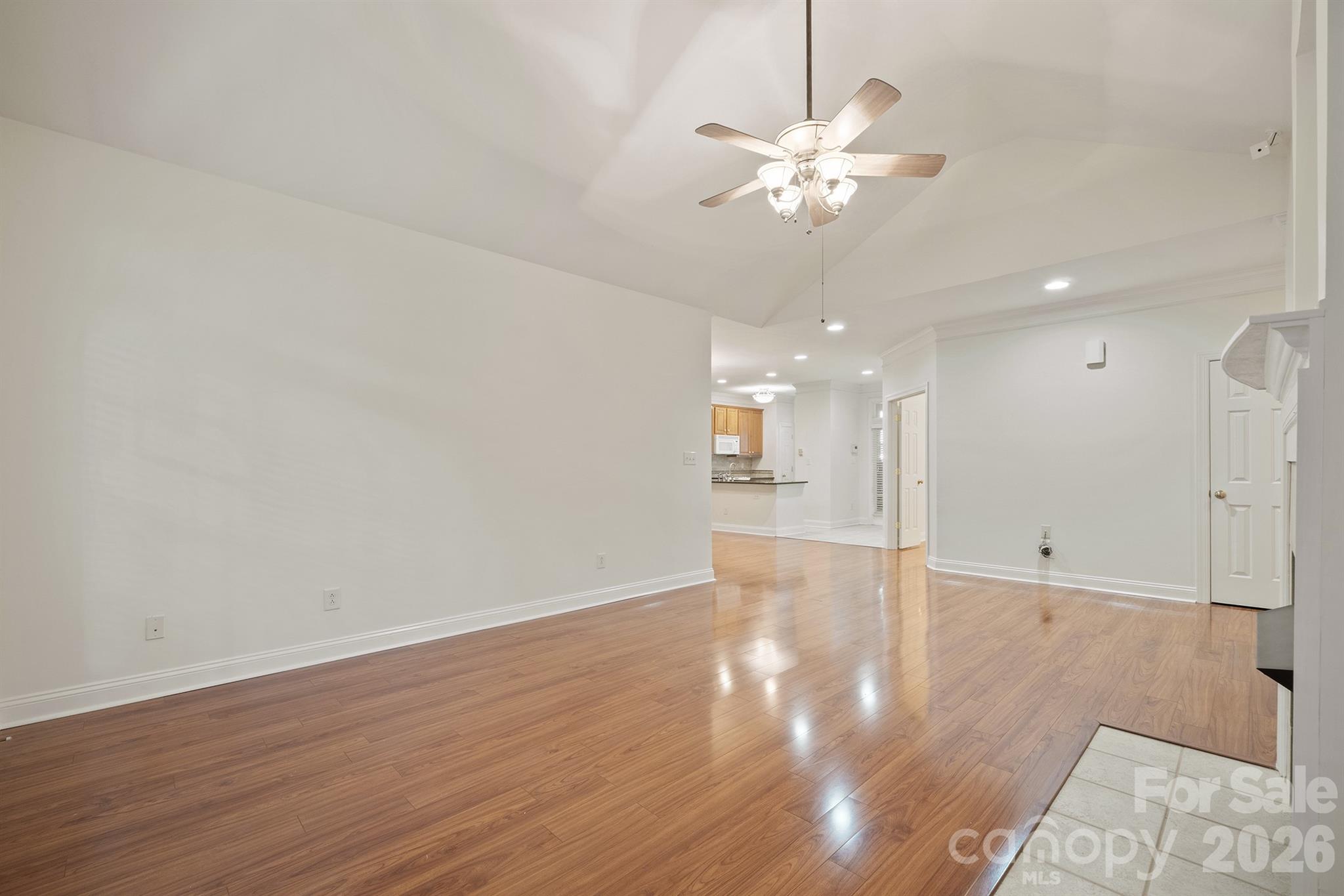 8845 Legacy Lake Lane