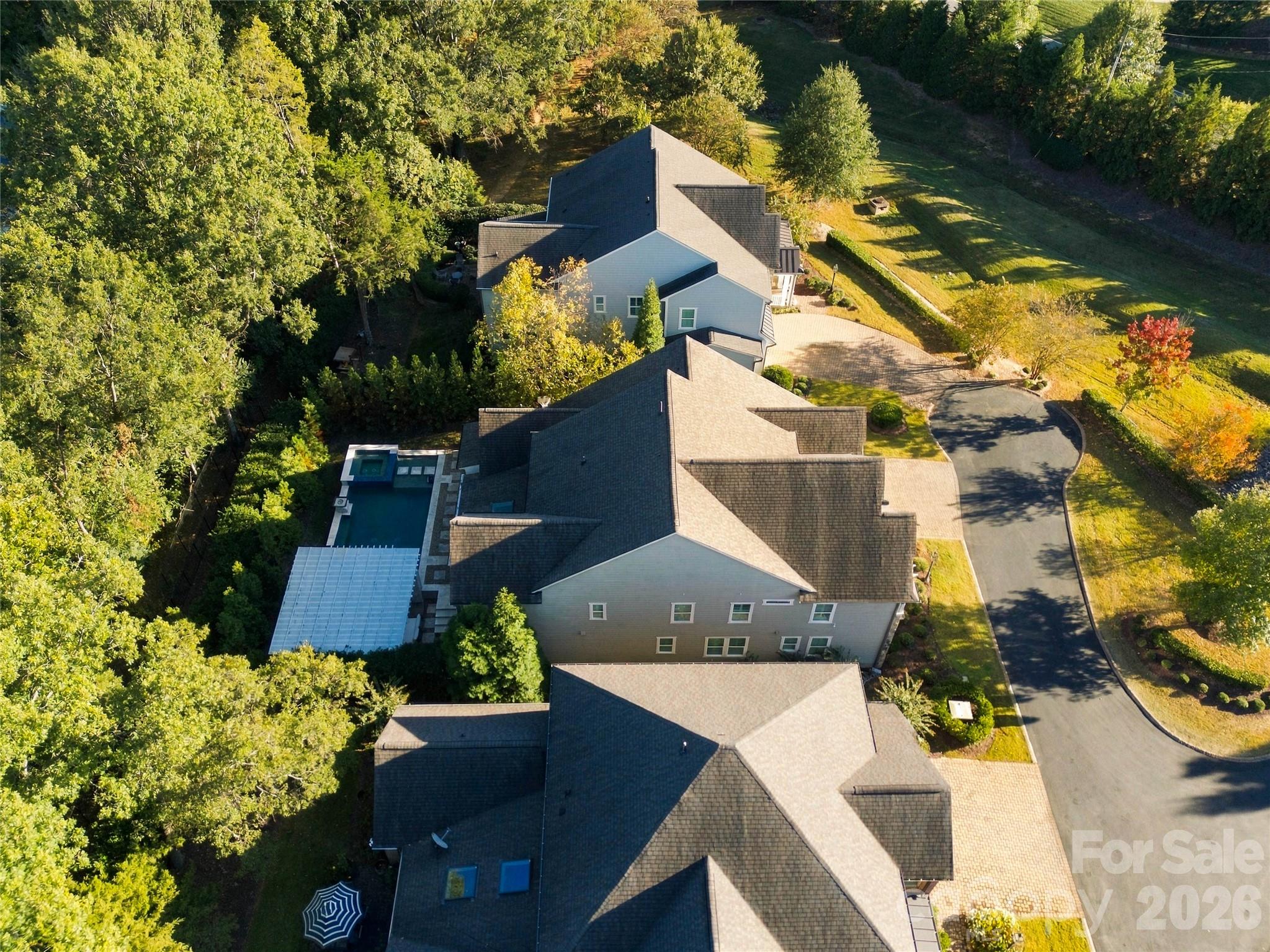 8916 Blakeney Drive