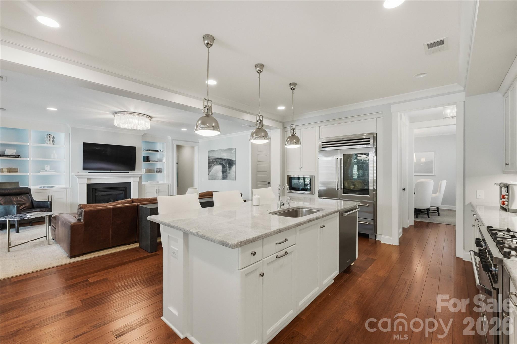 8916 Blakeney Drive