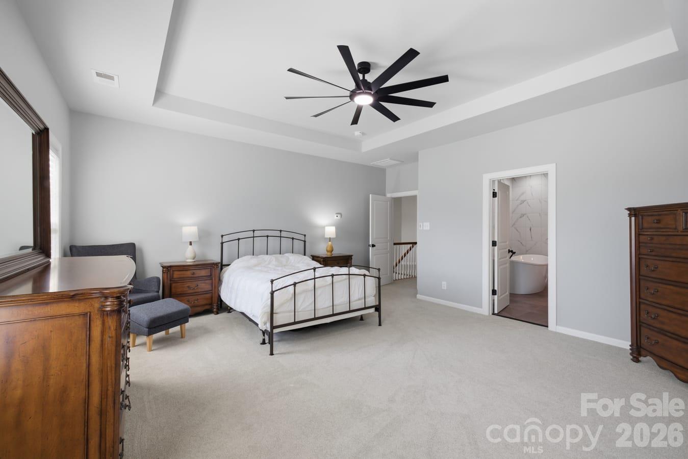 8424 Loxton Circle