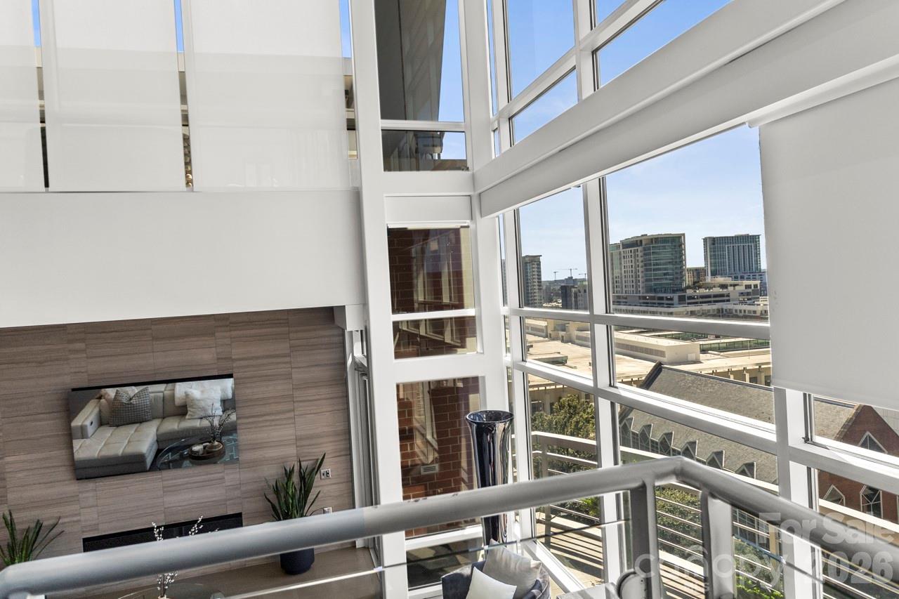 435 S Tryon Street Unit: 901