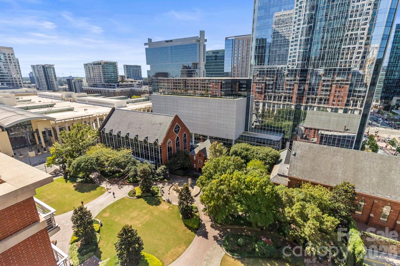 435 S Tryon Street Unit: 901