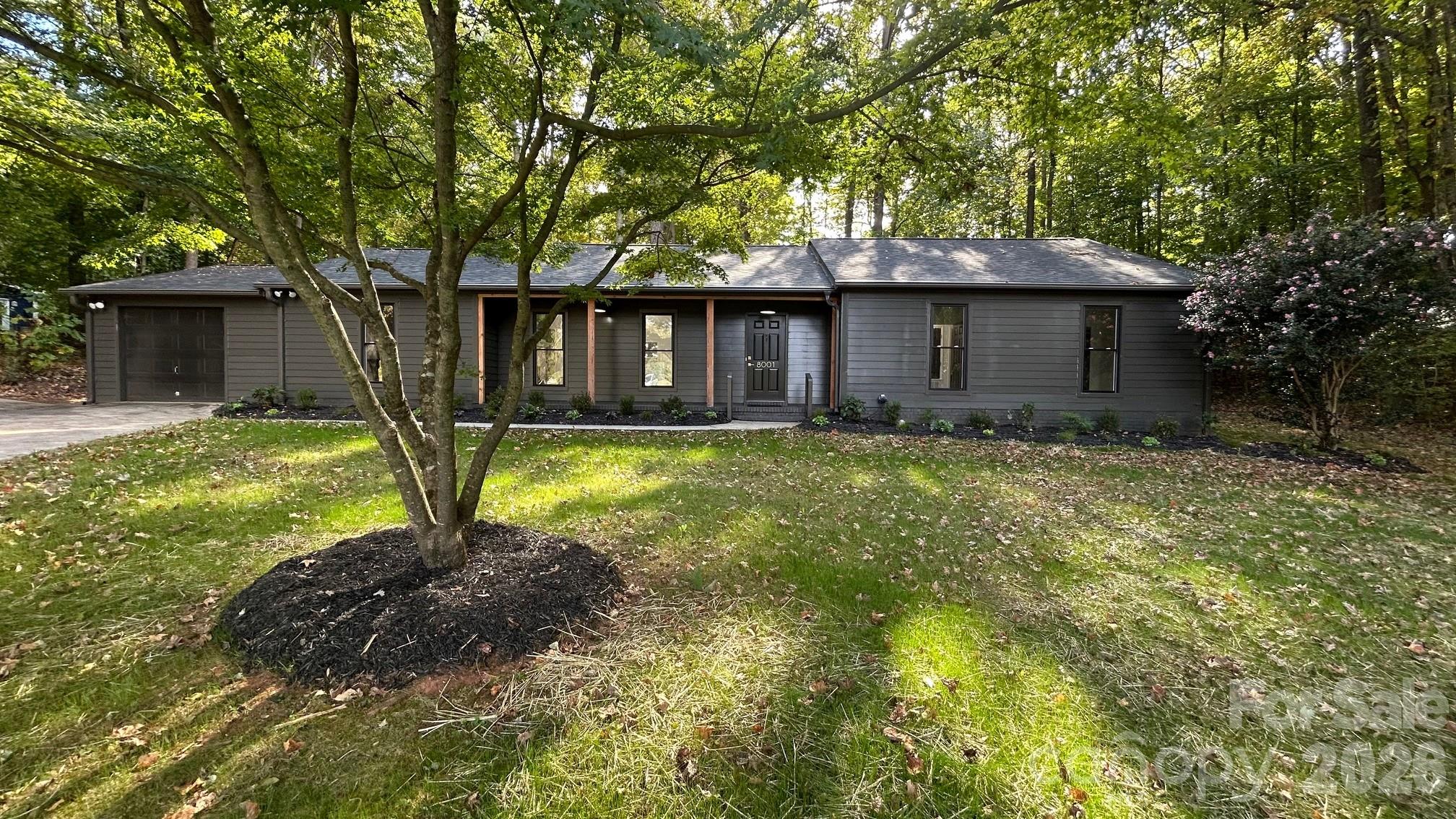 8001 Saddlehorse Lane