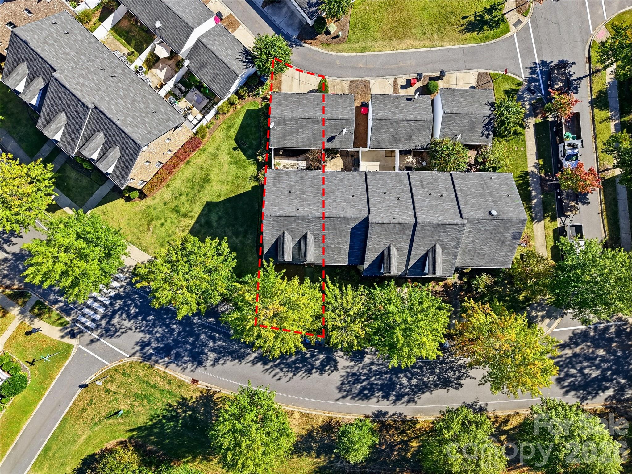 16918 Summers Walk Boulevard
