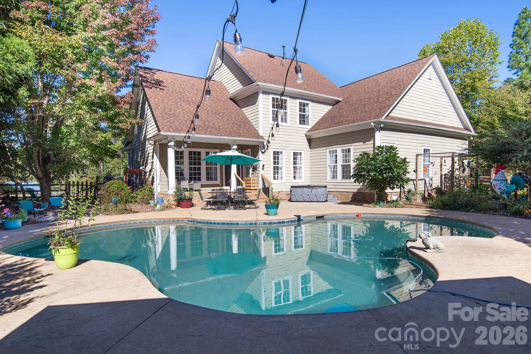 5050 Shady Meadow Lane Unit: 7