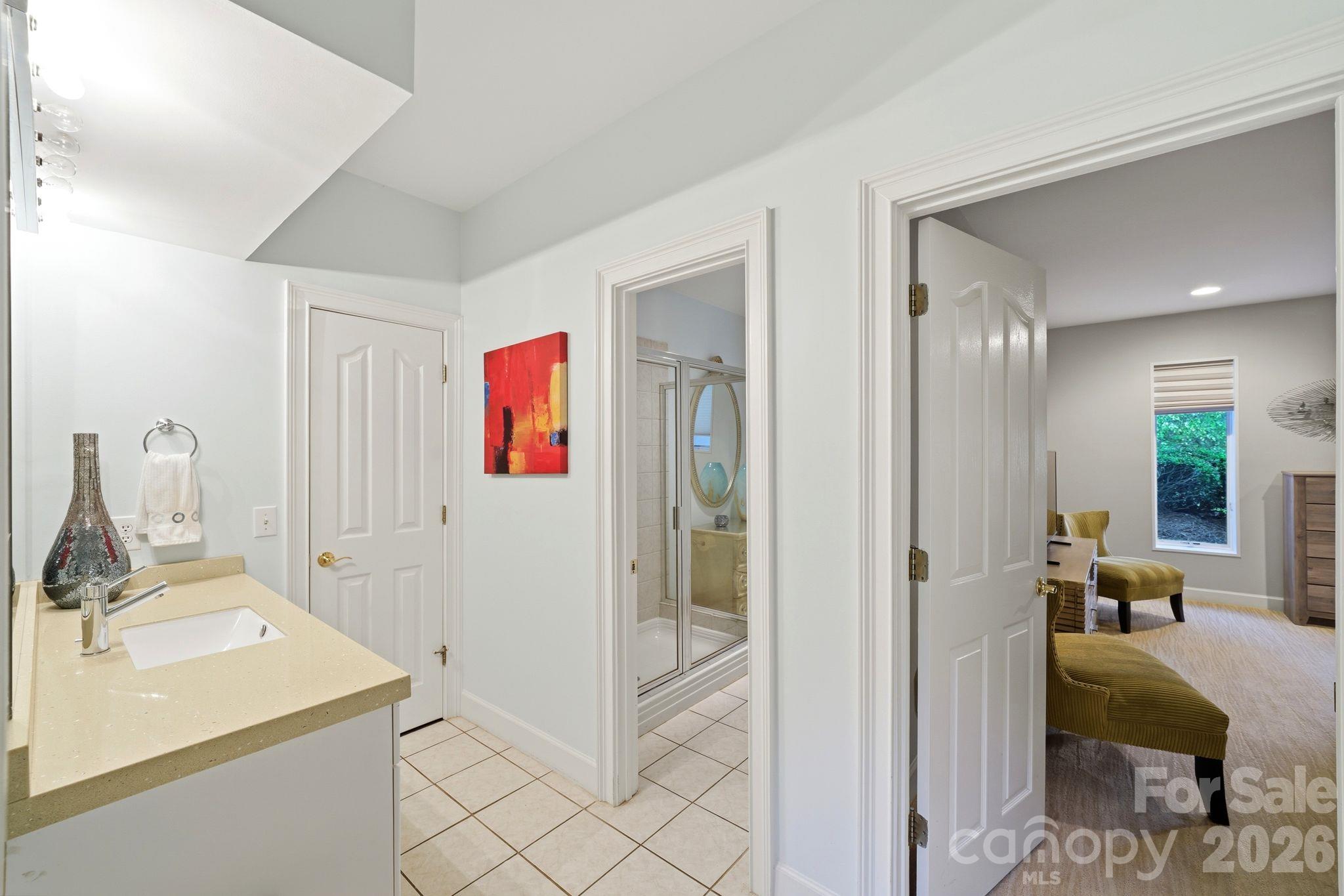 47 Hamiltons Ferry Road