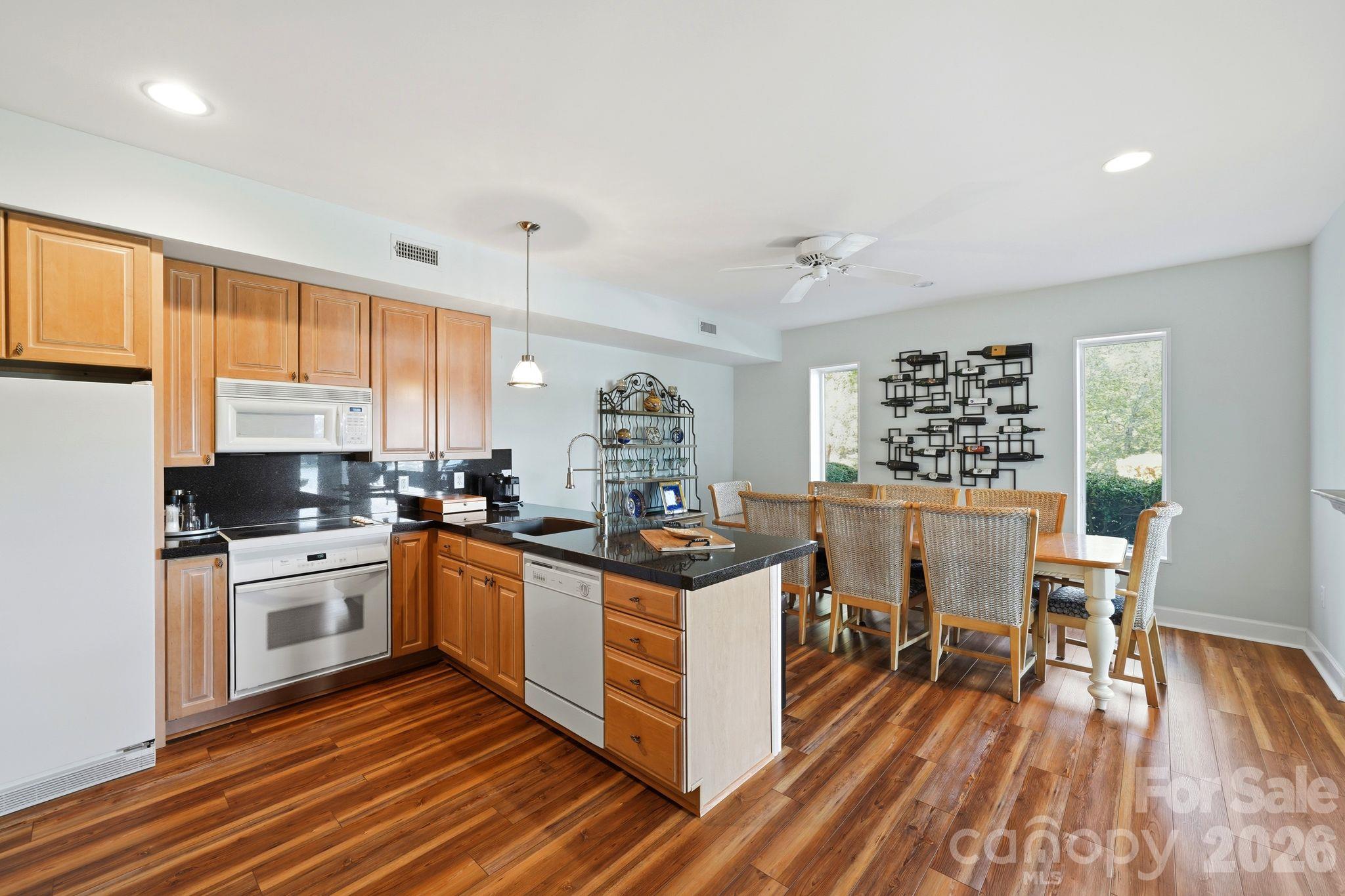 47 Hamiltons Ferry Road