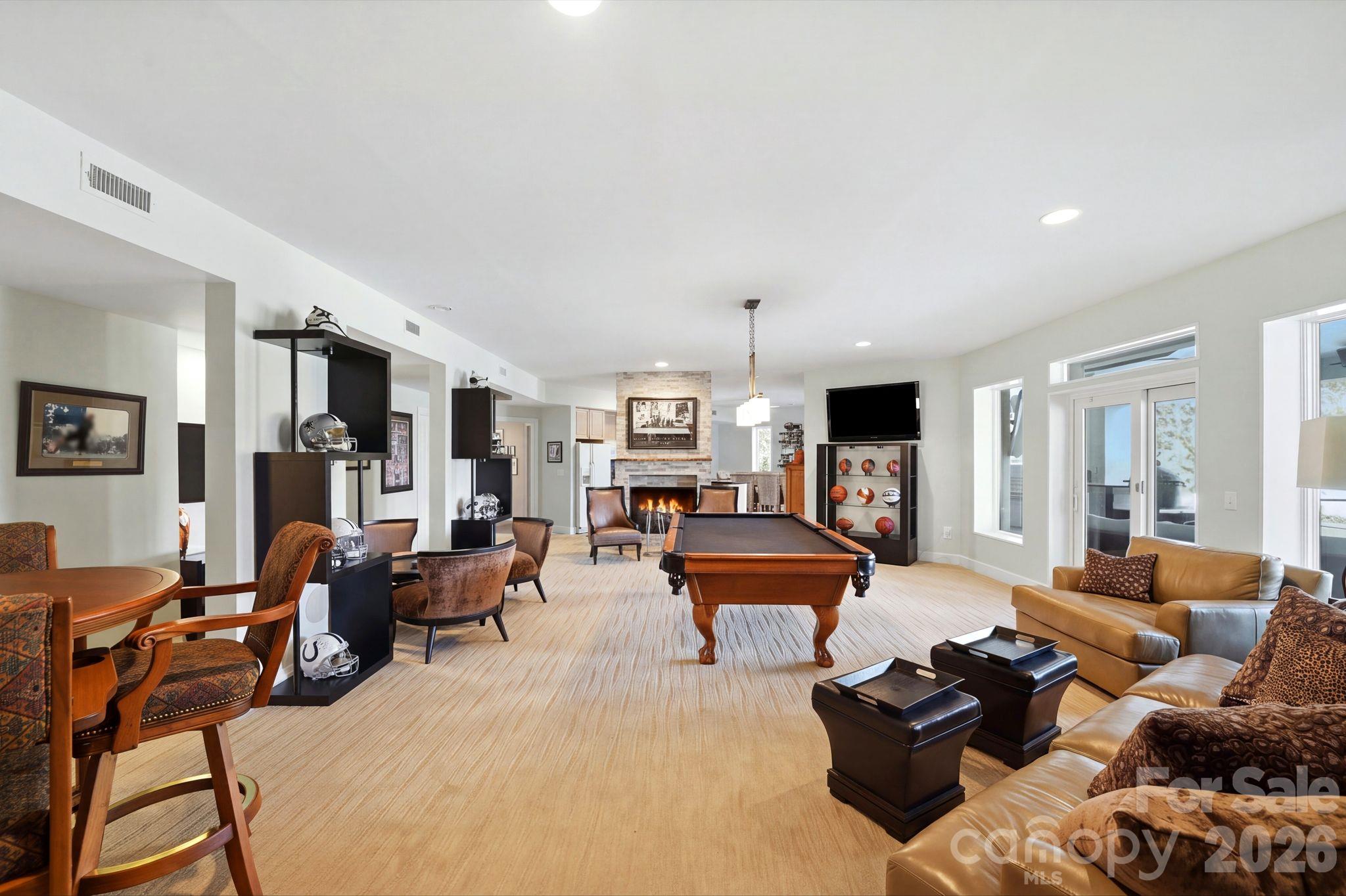 47 Hamiltons Ferry Road