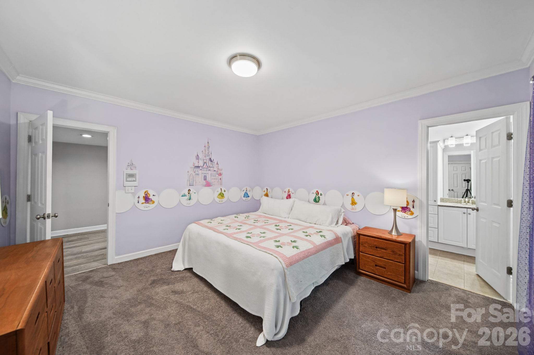 6 Thornwood Court