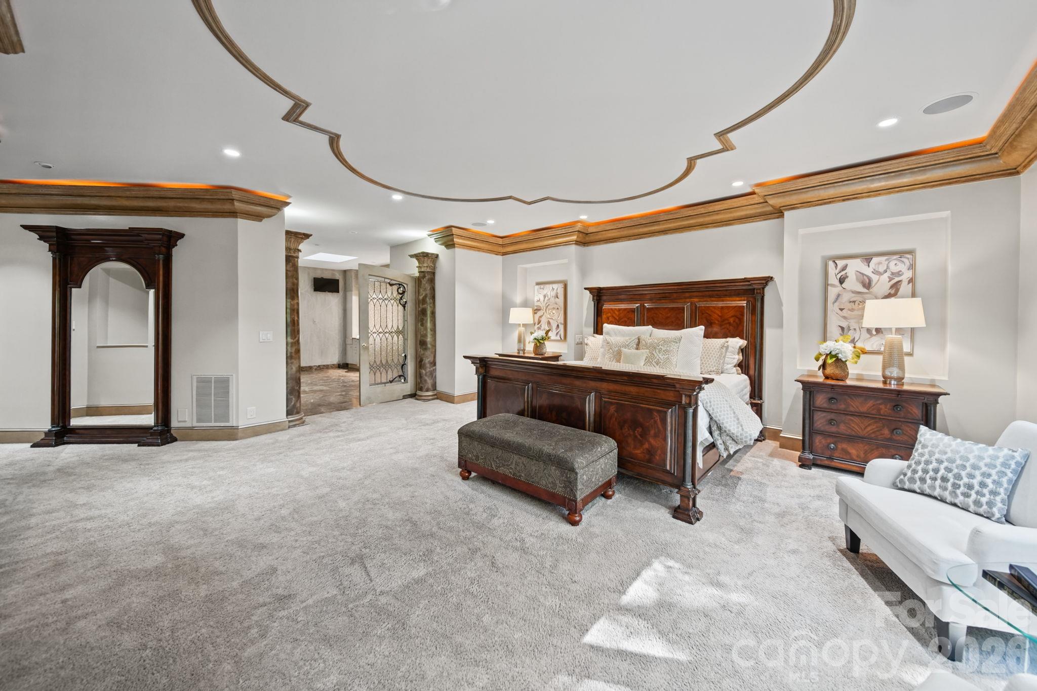 6 Thornwood Court