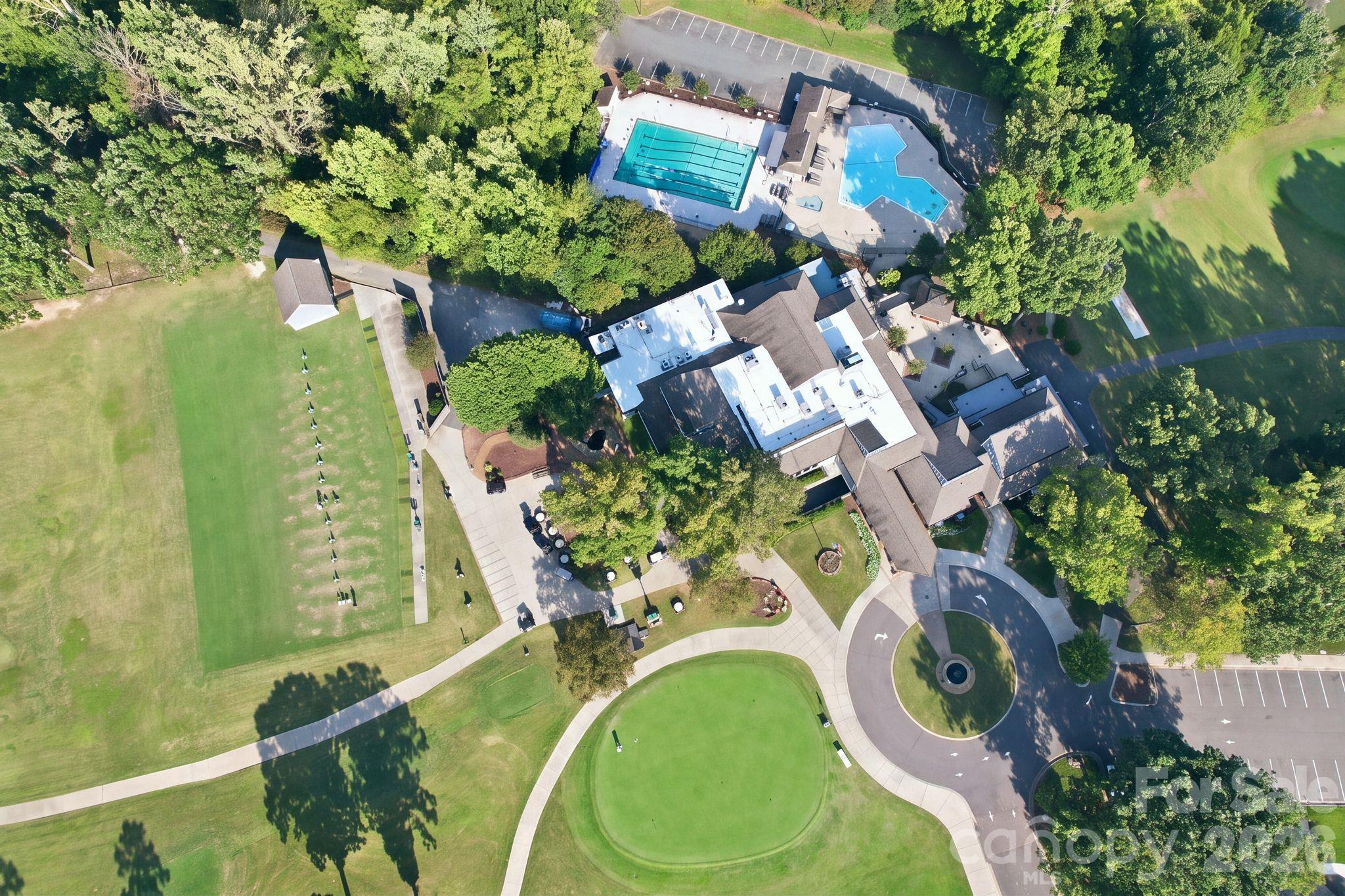 6 Thornwood Court
