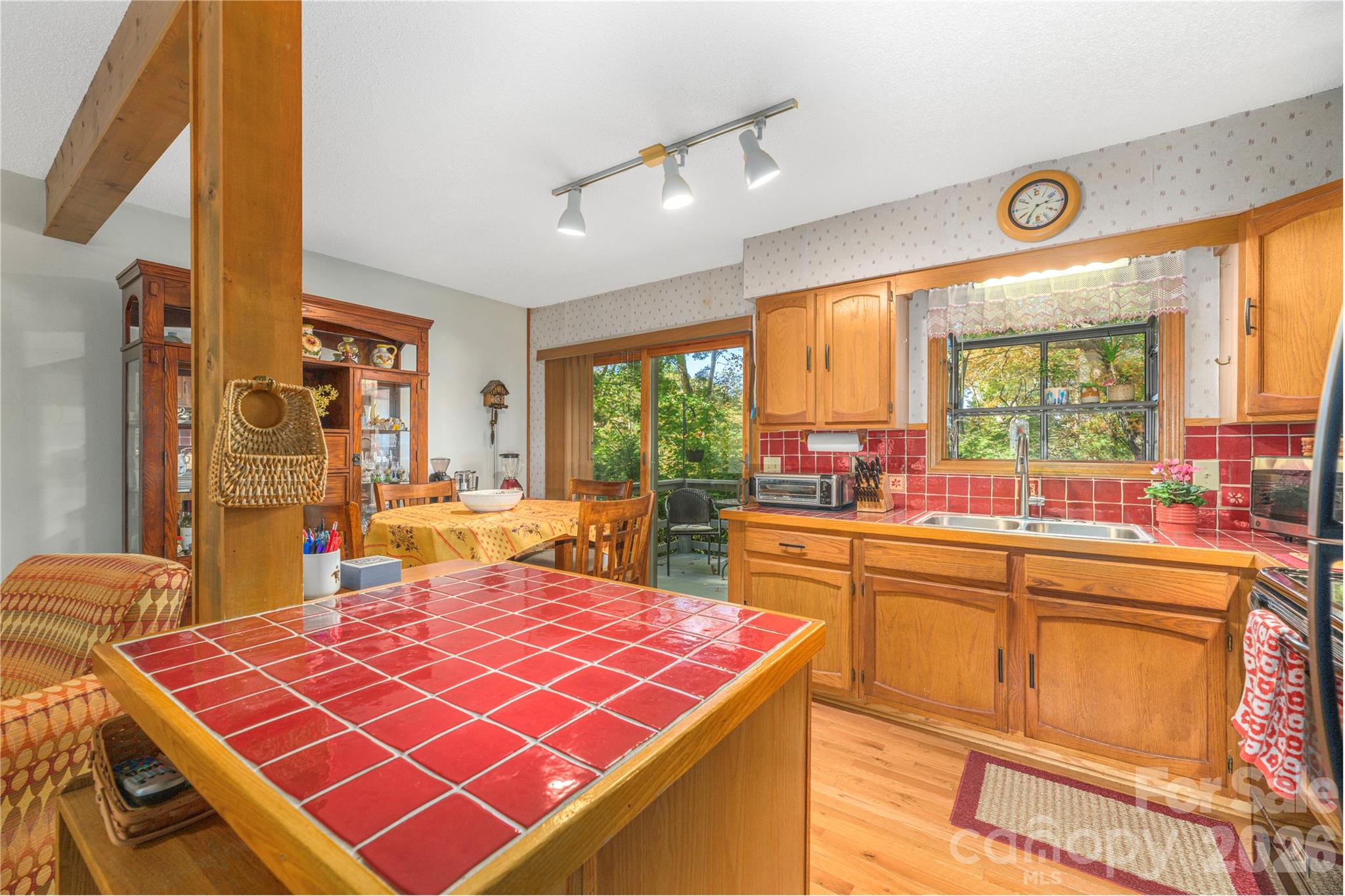 11 Grant Place