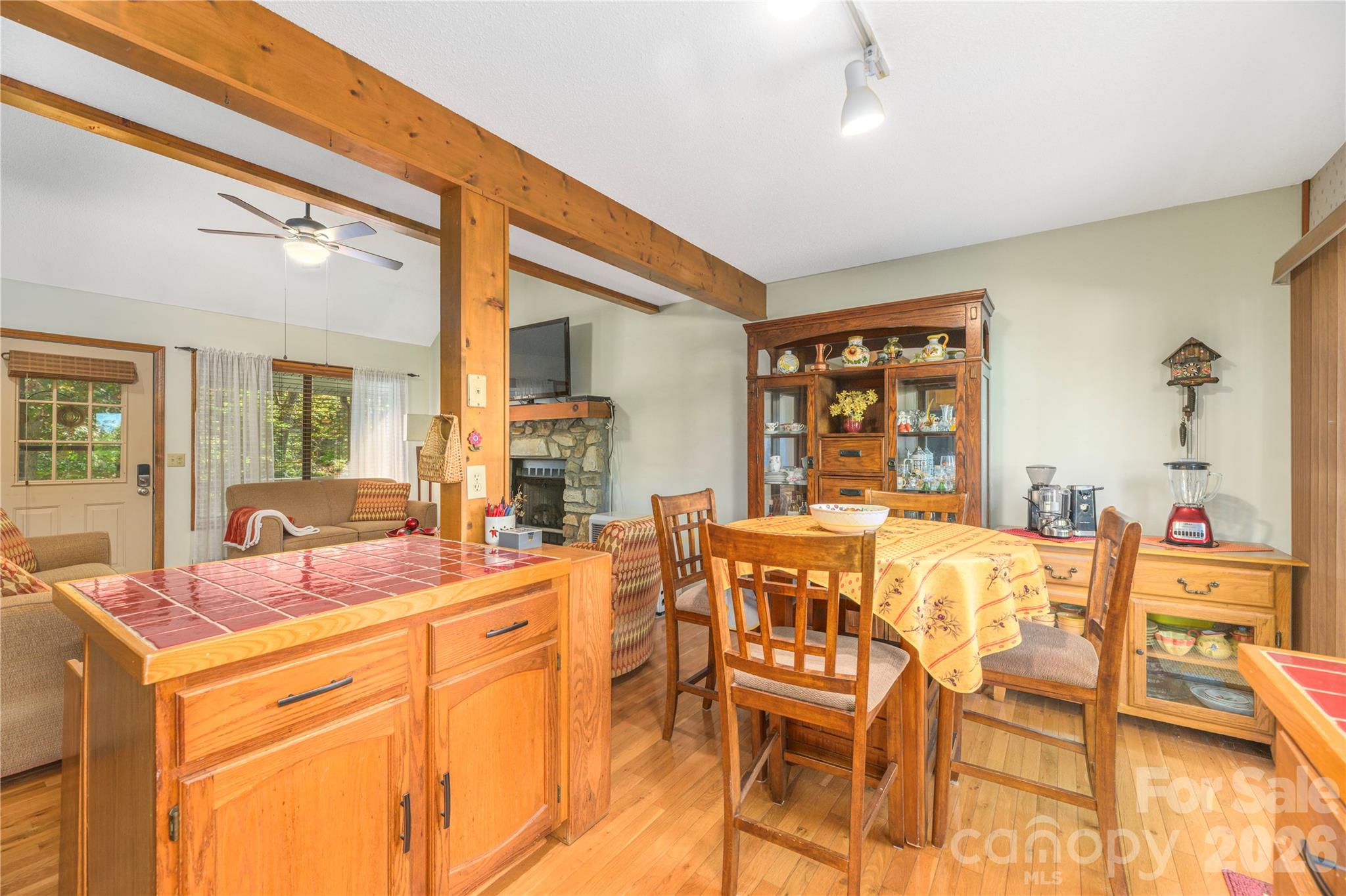 11 Grant Place