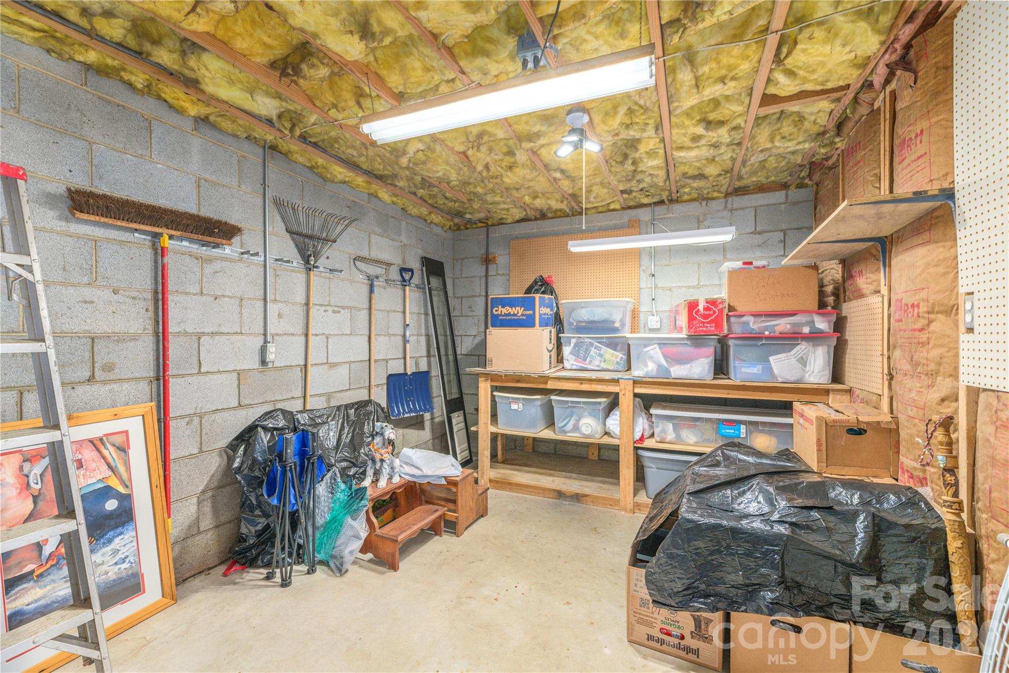 11 Grant Place