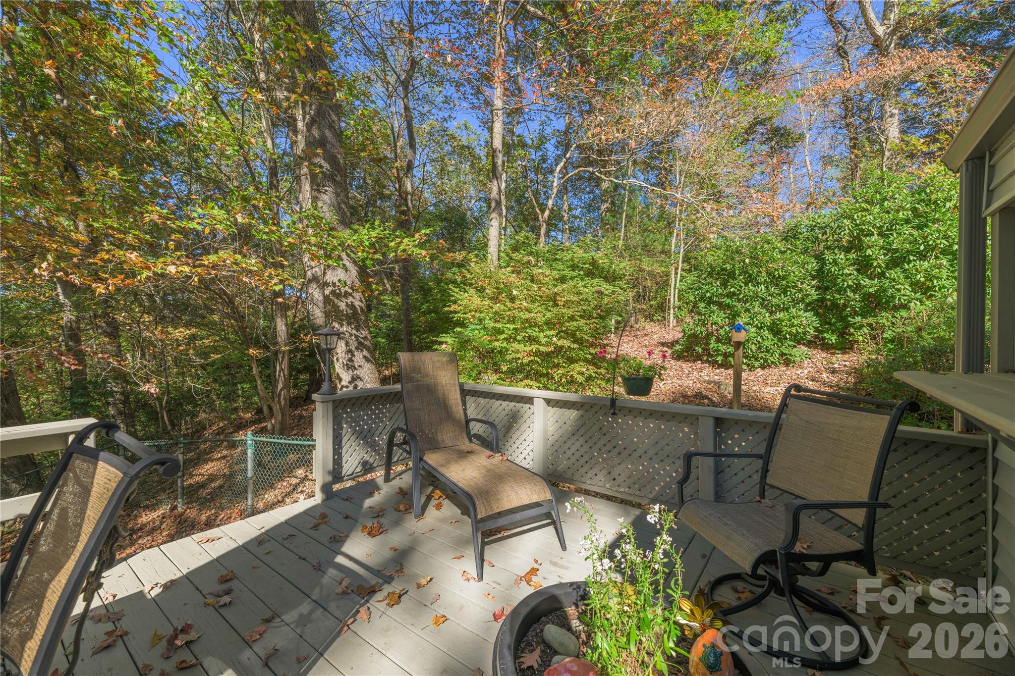 11 Grant Place