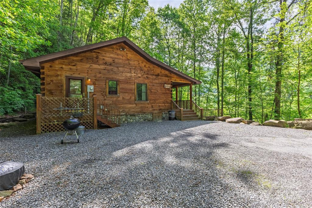 242 Eagles Roost Road