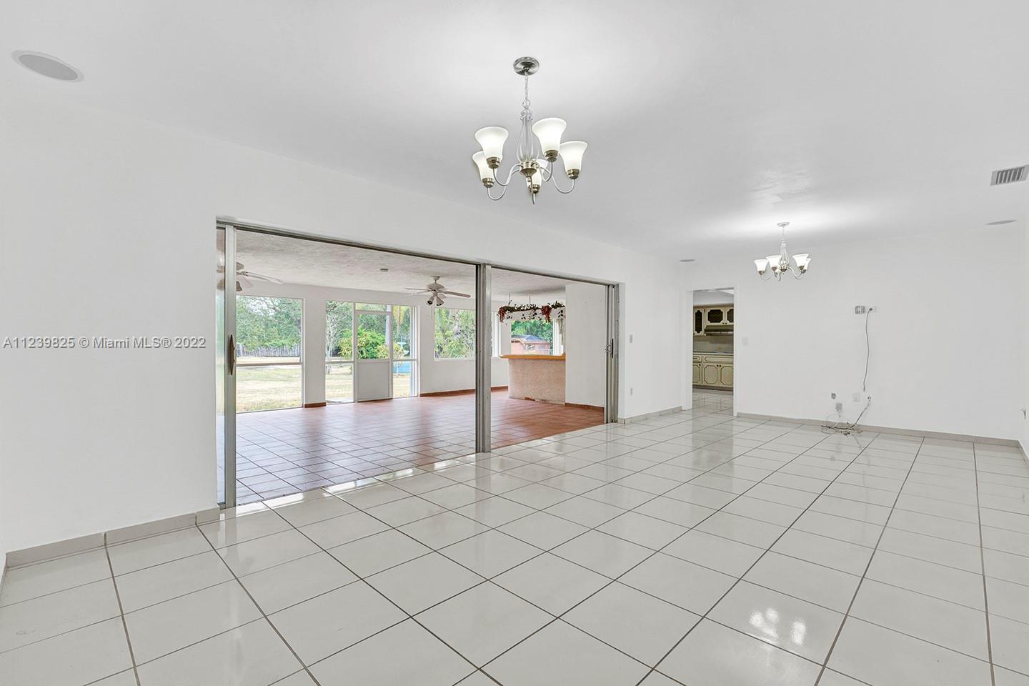 5865 SW 102 Street Unit: 0