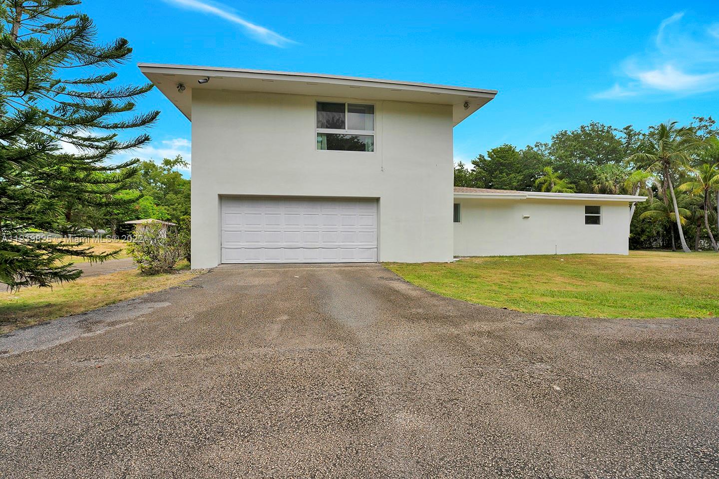 5865 SW 102 Street Unit: 0