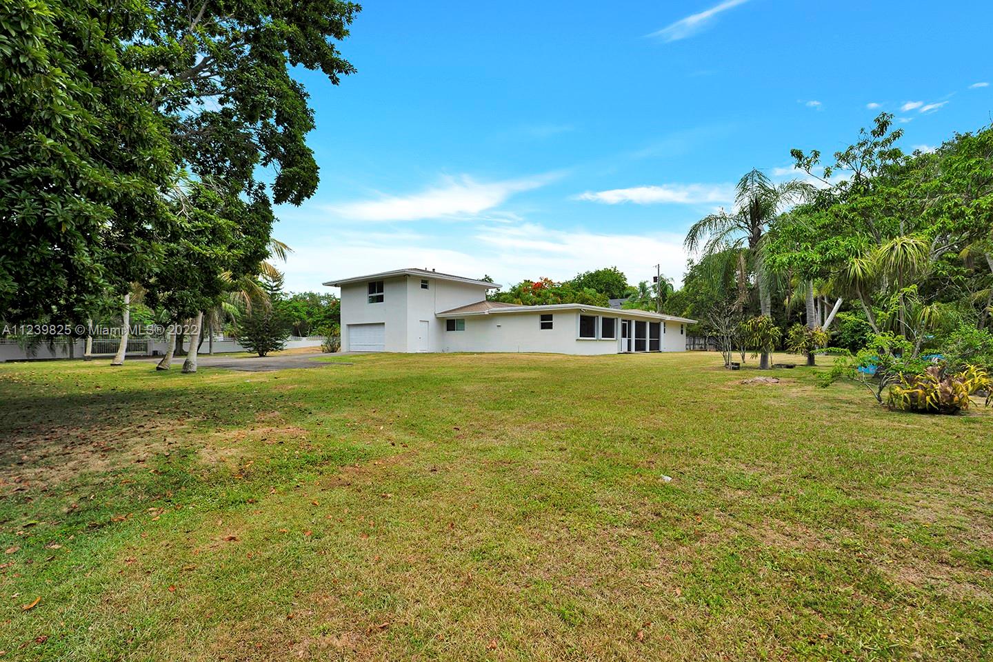 5865 SW 102 Street Unit: 0
