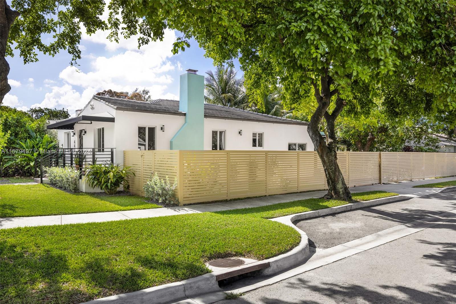 442 NW 46th St