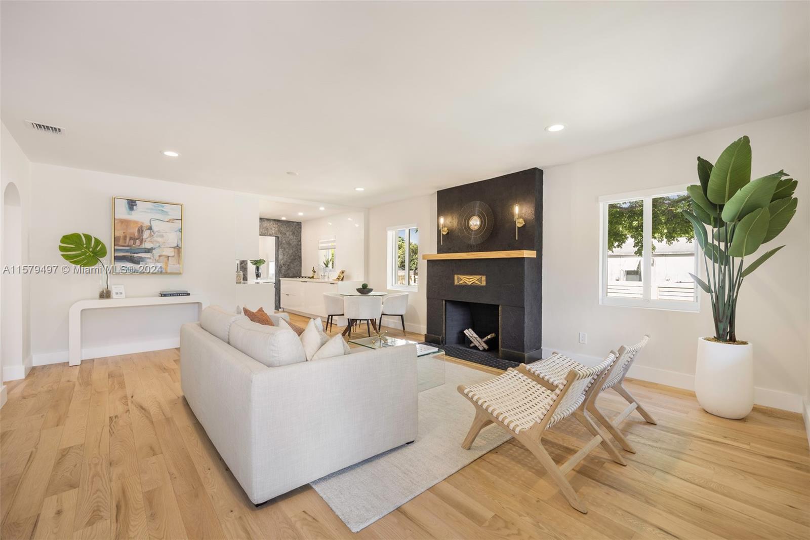 442 NW 46th St