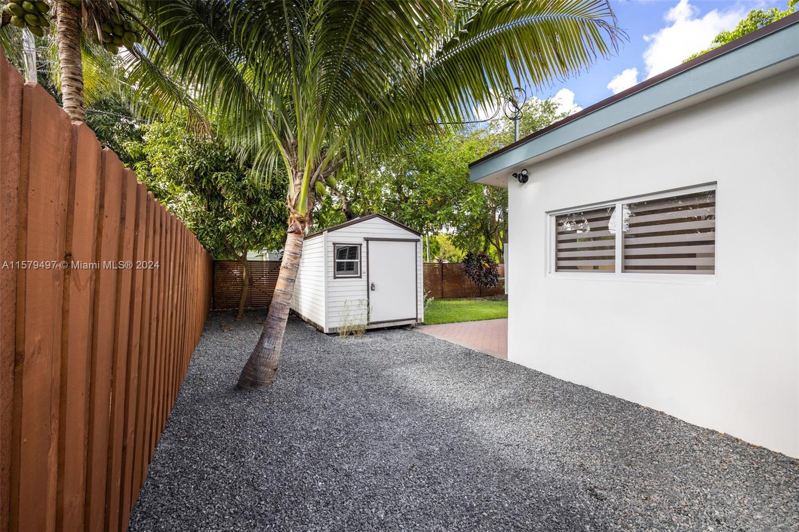 442 NW 46th St