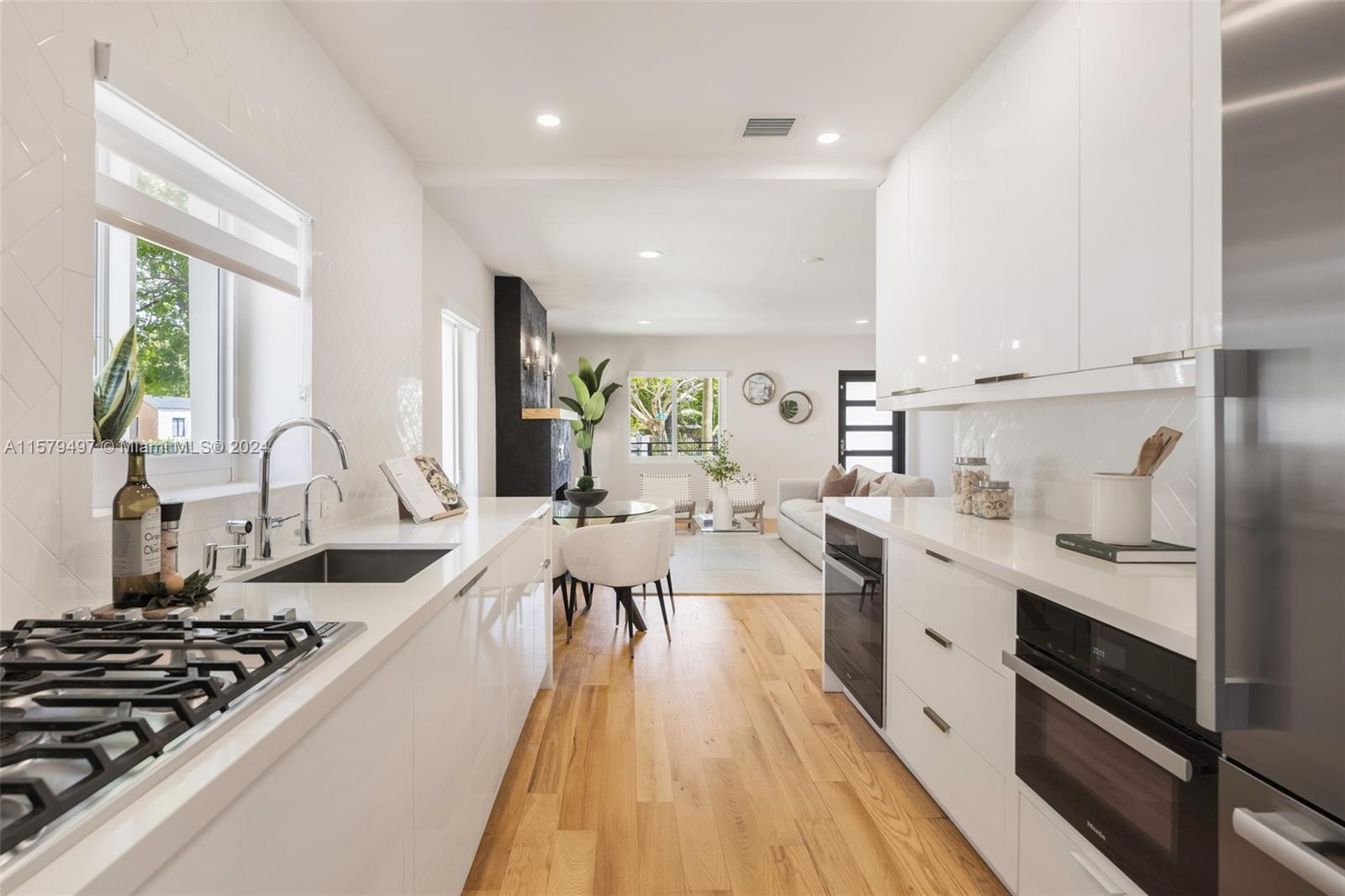 442 NW 46th St