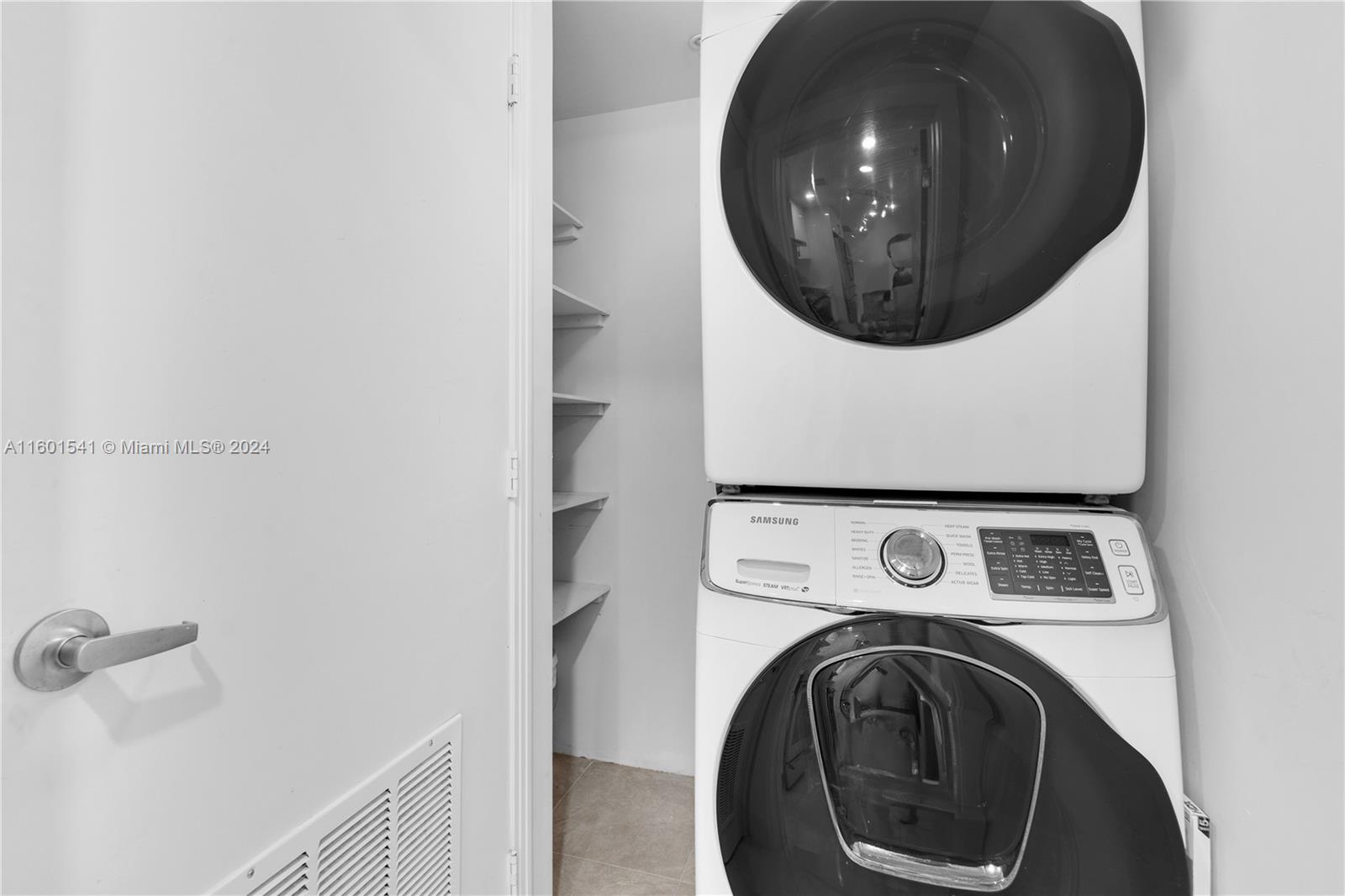 9055 SW 73 Ct # 1605