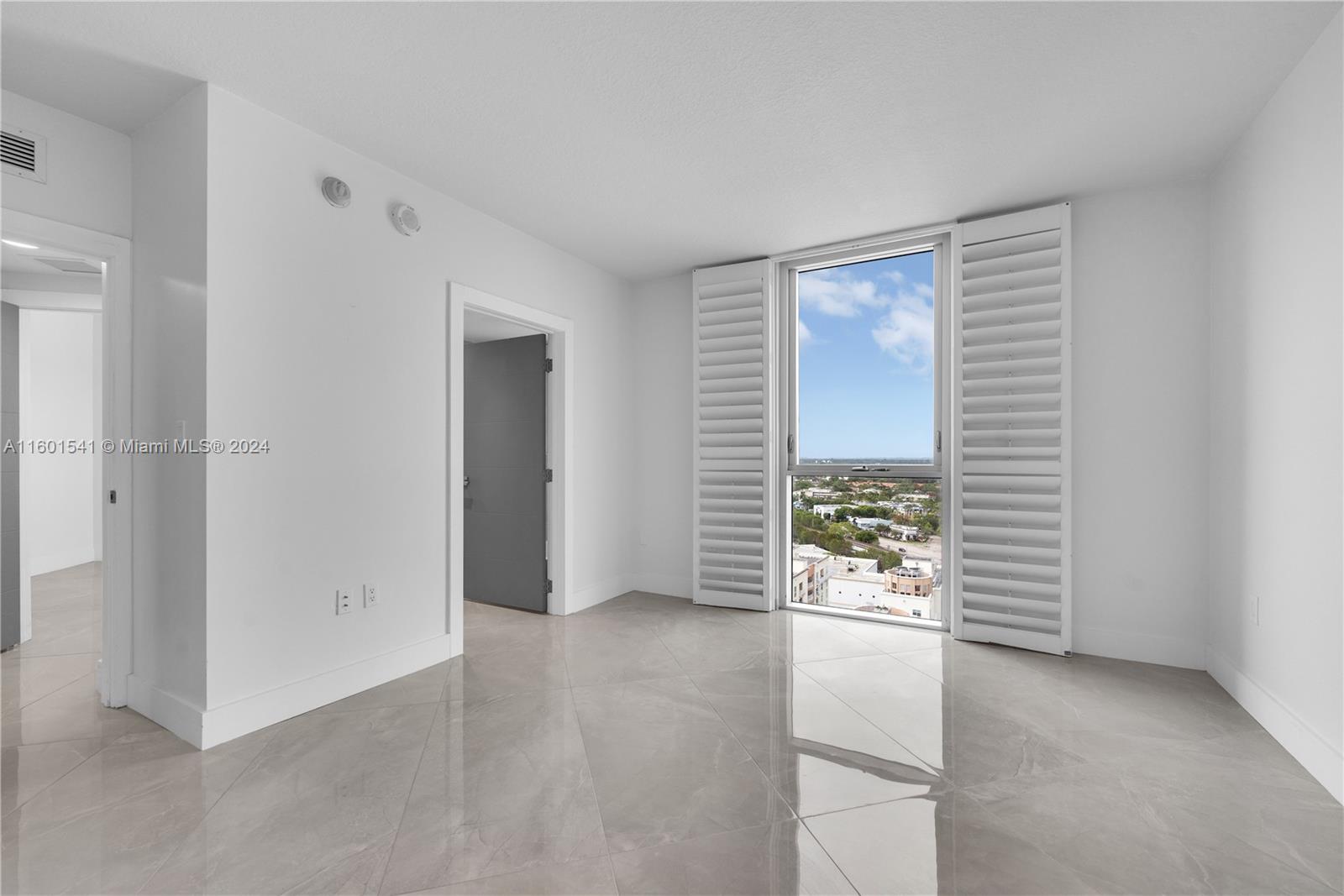 9055 SW 73 Ct # 1605
