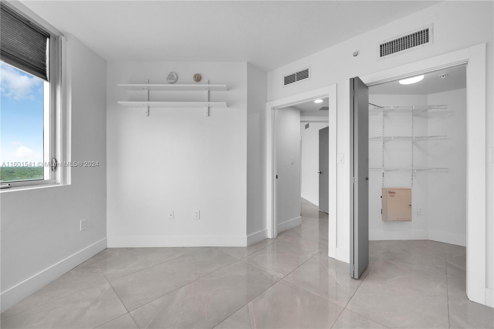 9055 SW 73 Ct # 1605