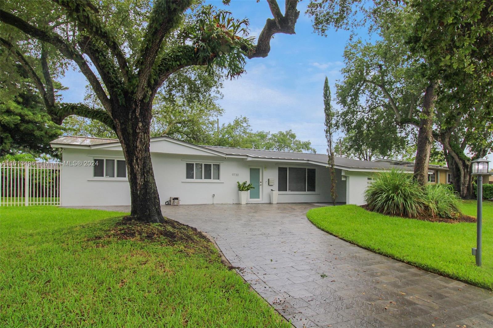 9730 SW 76th St