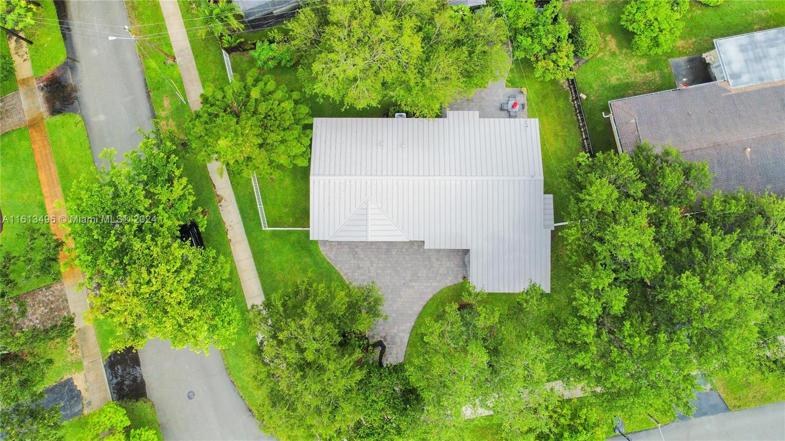 9730 SW 76th St