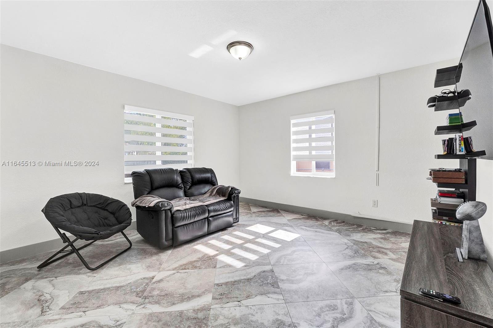 10171 SW 199th St