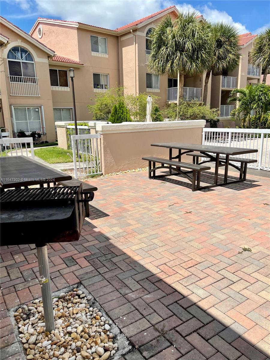 15770 SW 106th Ter # 105