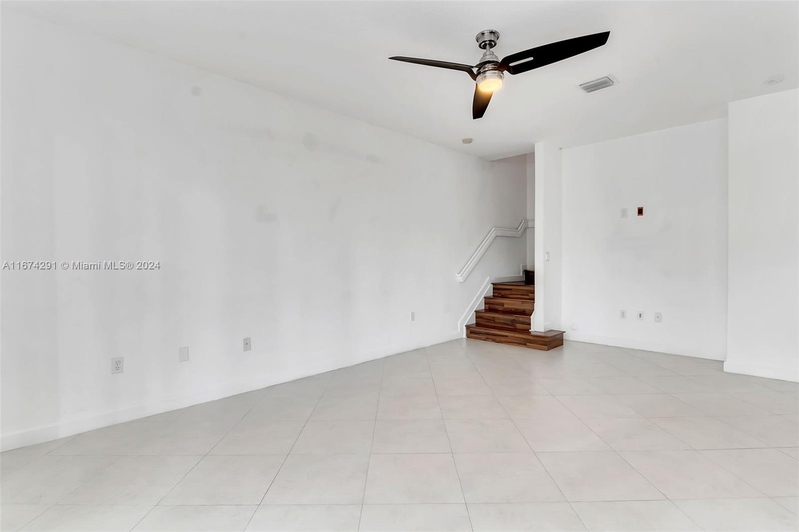 11321 NW 84th St